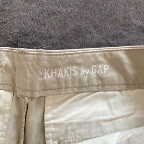 Gap Tan Boyfriend Khakis Shorts - Picture 10 of 12